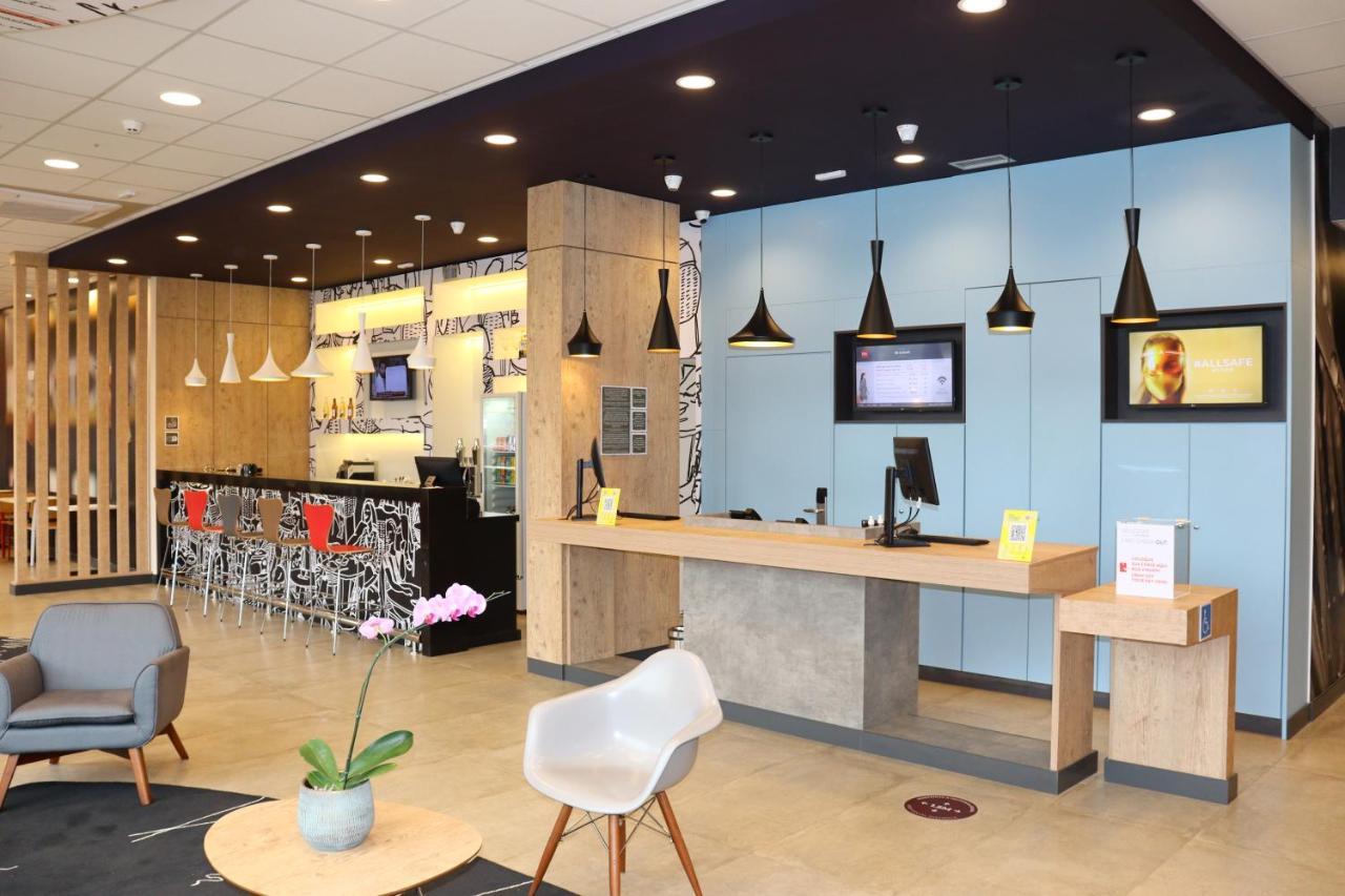 Ibis Guaxupe Hotel Bagian luar foto